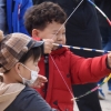 [한 컷 세상] 미래의 궁사
