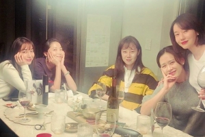 “미모만렙★ 총출동” 공효진, 이민정~손예진 함께한 신년모임 공개