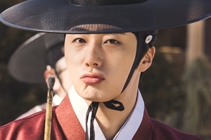 ‘해치’ 정일우 고아라, 한파 뚫는 연기 열정 “대본열공부터 웃음까지”