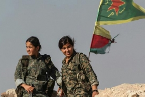 쿠르드 여전사 ‘YPJ’, IS 뿐 아니라 가부장제와도 싸운다