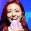 [현장포토] 있지(ITZY) 막내 유나 “비주얼과 댄스 맡았어요”