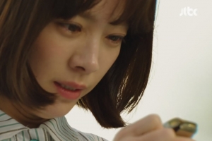 ‘눈이 부시게’ 시청자 울린 최고의 1분 “父 살리려 시계 돌린 한지민”