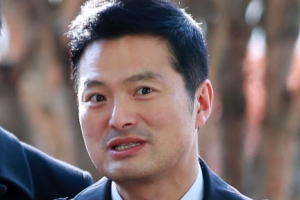 [포토] ‘청와대 인사 추가 고발’ 김태우 전 수사관 검찰 출석