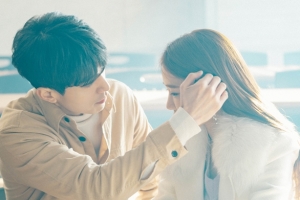 ‘진심이 닿다’ 이동욱 유인나, 강의실 데이트 포착 ‘관계 급 진전?’