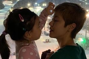 이윤지, 딸 라니와 행복한 일상 “동화의 한 장면 같아”