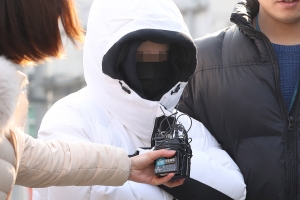 클럽 ‘버닝썬’ 영업 중단…마약판매 의혹 여성, 조사 후 귀가