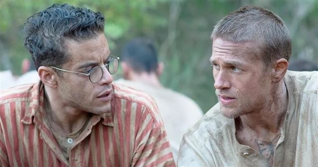 영화 ‘빠삐용’의 한 장면.  (주)드림팩트엔터테인먼트 제공