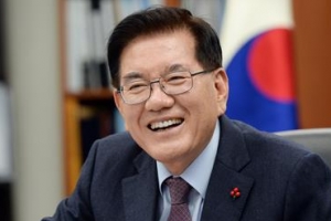 교육도시 팔 걷은 동대문