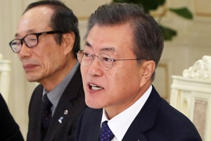 문 대통령, ‘5·18 망언’에 “분노 느껴…폄훼 시도에 맞설 것” 강한 비판