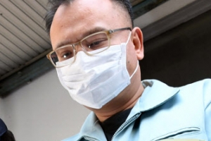 ‘갑질 폭행’ 양진호, 음란물 유포 추가기소