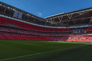 토트넘, “BTS 공연 때문에 잔디 상한다” 댓글에 하는 말이..