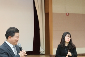박승원 광명시장, “동순회 방문서 수어통역사 배치하고 직접 PT하며 미래광명 청사진 설명”