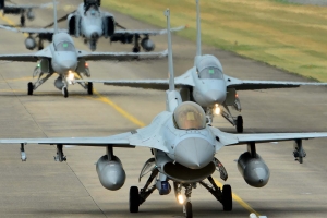 공군 전투기 KF16D 추락 원인은 ‘연료 막힘’…곧 운영 재개