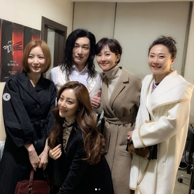 윤세아 오나라 조승우 염정아 김나운