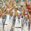 최강 미국 여자축구 대표 선수들 “남자와 예우 같이” 협회에 소송