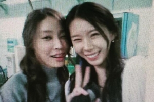 윤지오, 故장자연과 함께한 사진 공개 “책 수익금은..”