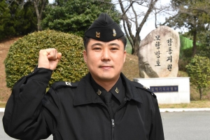 해군 부사관 재치로 보이스피싱 사기 9000만원 예방, 조직원도 검거