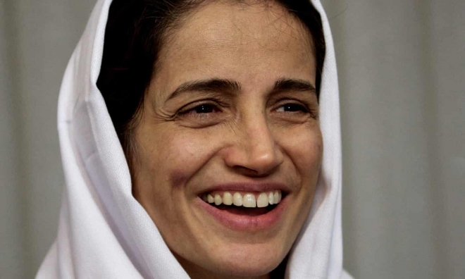 이란 인권변호사 나스린 소토우데 