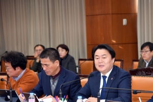 임병택 시흥시장, “미세먼지·악취 심각… 로봇·드론 활용해 실제 해결방안 마련하길”