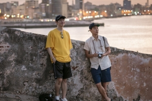 ‘트래블러’ 류준열, ‘이제훈 한정’ 가이드 데뷔 “본격 쿠바 여행 시작”