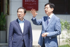 박원순 서울시장 등 민주 시·도지사 ‘김경수 불구속’ 탄원