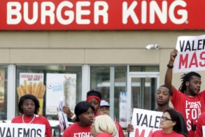 버거킹, 스타벅스 한잔 값으로 한달 간 매일 커피 한 잔을 준다