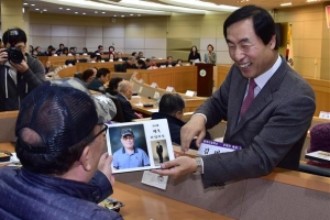 “어르신들 인생을 그려 드립니다”