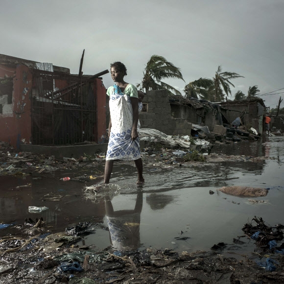 폭탄 사이클론에… 모잠비크·美중서부 등 사망자 1000명 