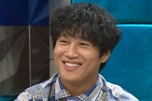 차태현 ‘라스’ 하차 “내기골프 논란 책임..통편집은 NO”