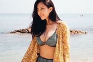 [포토] 효민, 핫한 비키니 몸매 ‘아찔한 볼륨감’