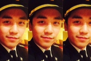 승리, 경찰복 입은 사진 논란 ‘명찰+계급장까지 있다?’