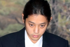 정준영 구속… ‘버닝썬 폭행’은 풀려나