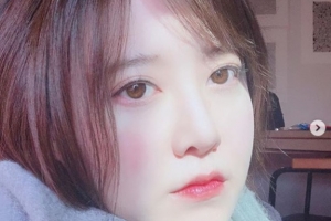 “얼굴로 맞은 봄” 구혜선, 근황 ‘비현실적 인형 미모’