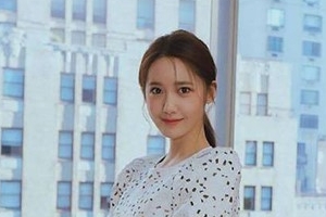 [종합] 윤아 성형설, 쌍꺼풀 라인이 진해졌다? ‘최근 사진보니..’