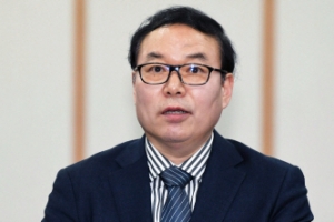 과거사위 “金, 국민을 뭘로 보고” 출국 시도에 일침