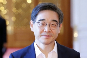 퇴임식·퇴임사 없이 떠나는 대법관 권순일...민변은 왜 불만?