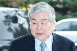 경영권 잃은 조양호, 재판에 검찰 소환까지 ‘가시밭길’