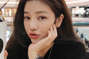 44세라고? 대학생 미모 자랑하는 초동안 미녀
