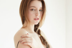 안젤리나 다닐로바, 실존 엘프의 완벽 비주얼 ‘시선집중’