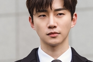 ‘자백’ 이준호 앞 몰려든 취재진 ‘무슨 일?’