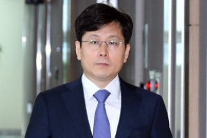 수사 권고 없어도 다 캔다… 김학의 수사, 원점서 재조준