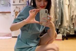 설리, 미니스커트+하이힐로 드러낸 각선미 ‘내가 설리야’