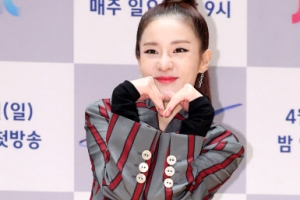 [포토] 산다라 박, ‘사랑스러운 하트 포즈’