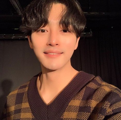 신기현, 영화배우 신씨 부인