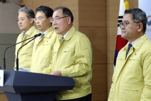 “아프리카돼지열병 국내 예방 백신 없어…中·베트남 등 발병국 축산물 반입 금지를”