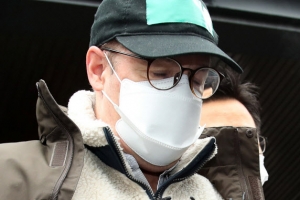 “국민께 죄송” 로버트 할리, 마약 혐의 불구속 기소