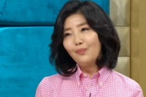 여에스더 “쇼핑몰 연매출 500억” 유산균으로 ‘대박’