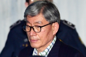 [서울포토] ‘법원으로’ 원세훈 전 국정원장