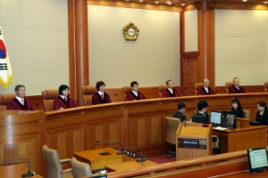 ‘낙태죄’ 대법원서 1건 심리 중… ‘낙태 허용기간’ 판단 주목