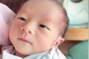 이현이, 아들 공개 “생후 일주일 만에 또렷 이목구비”